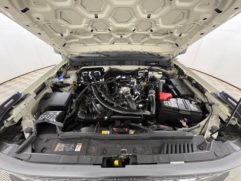 Certified 2025 Ford Bronco Badlands image 32