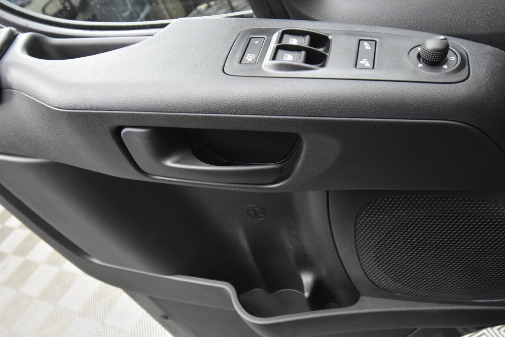New 2026 RAM ProMaster 2500 w/ Cold Weather Group FWD image 31