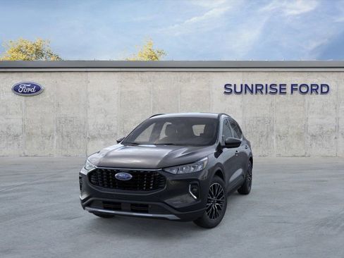New 2023 Ford Escape SE FWD image 2