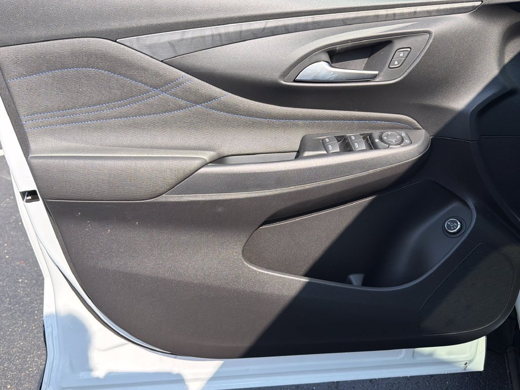 New 2026 Buick Envista Sport Touring w/ Convenience I Package FWD image 10