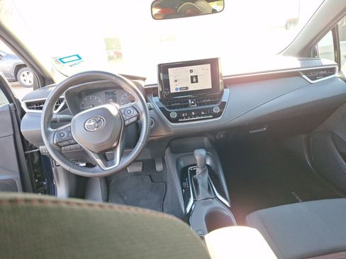 Used 2023 Toyota Corolla SE image 19