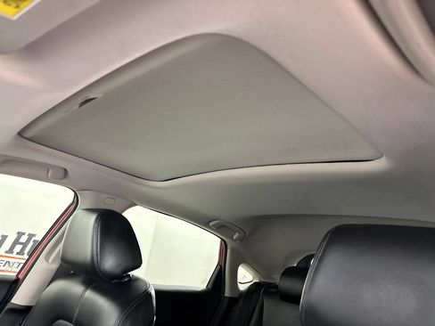Used 2022 Honda Civic EX-L image 9