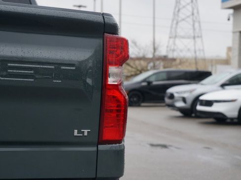 Used 2025 Chevrolet Silverado 1500 LT image 7