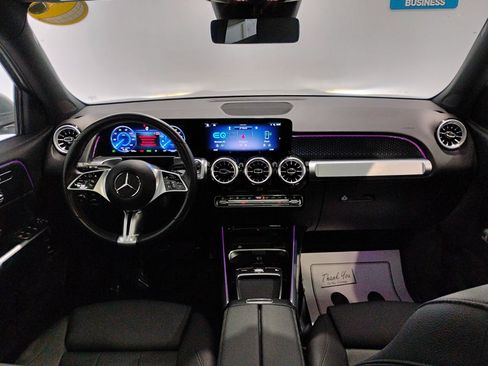 Used 2024 Mercedes-Benz EQB 300 4MATIC image 69