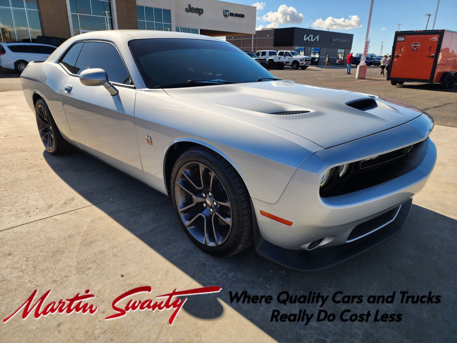 Used 2021 Dodge Challenger R/T Scat Pack RWD image 1
