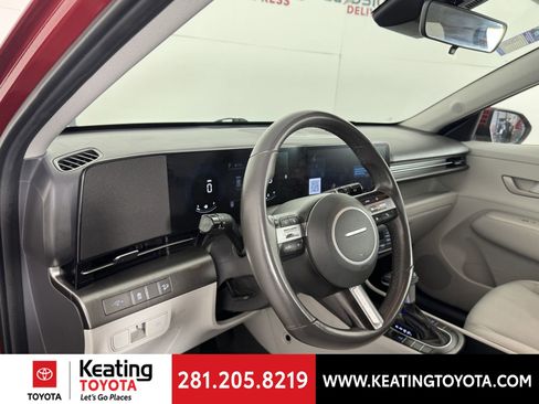 Used 2024 Hyundai Kona SEL image 12