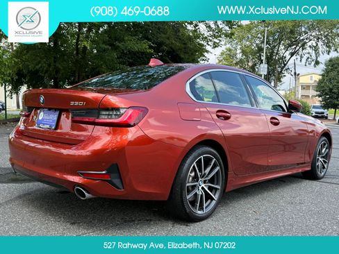 Used 2021 BMW 330i xDrive Sedan w/ Convenience Package AWD/4WD image 4