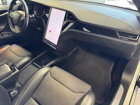 Used 2018 Tesla Model S 75D image 5