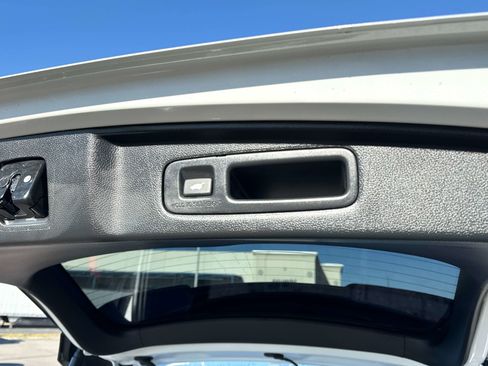 Used 2024 Honda CR-V Sport Touring image 17