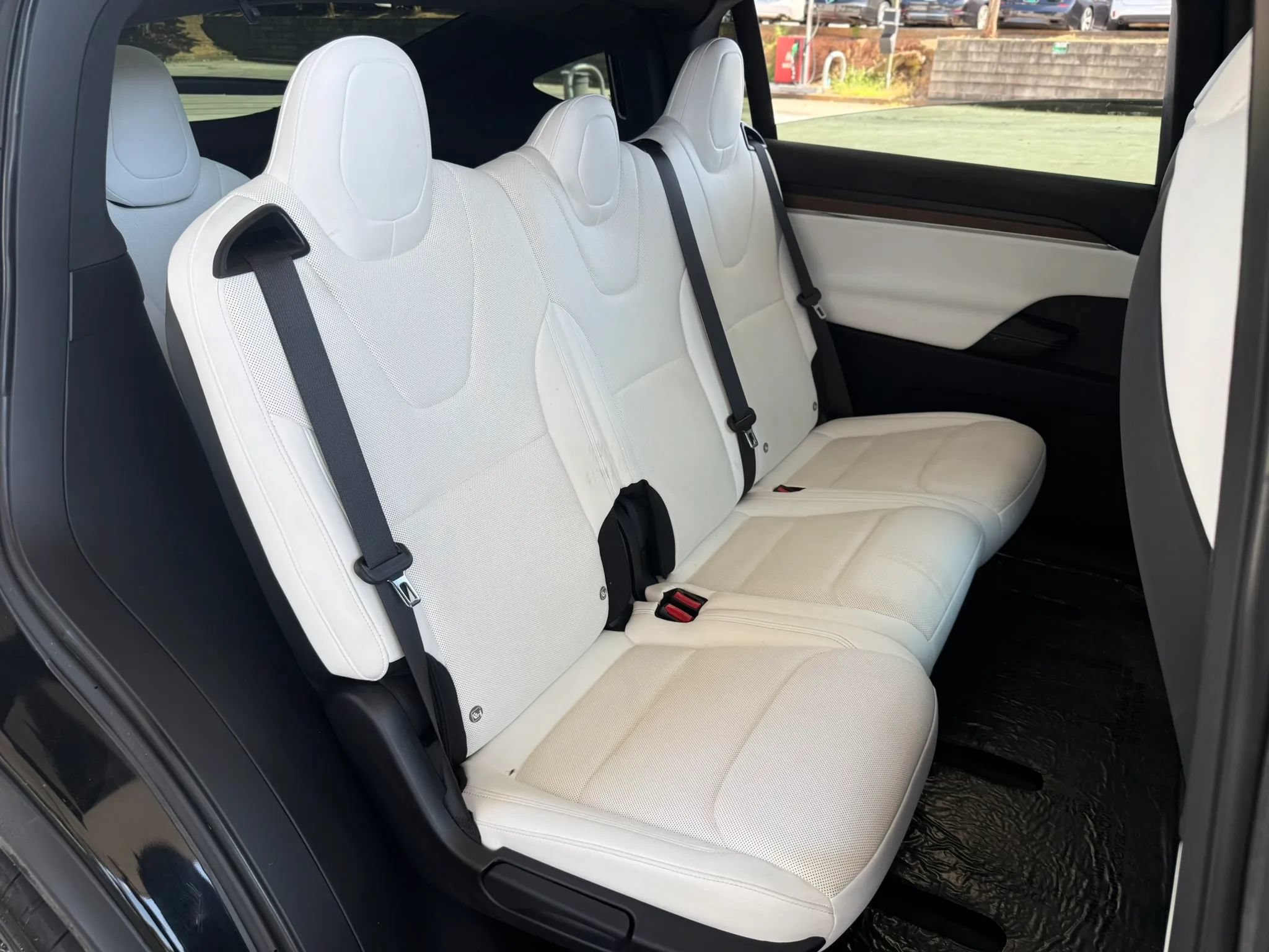 Used 2022 Tesla Model X AWD/4WD image 29