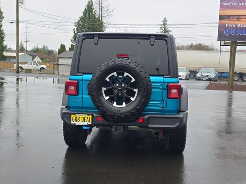 Used 2024 Jeep Wrangler Unlimited Rubicon 4xe w/ Technology Group image 8