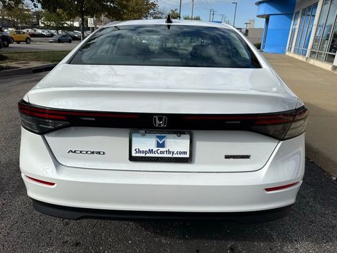 Certified 2025 Honda Accord SE image 13