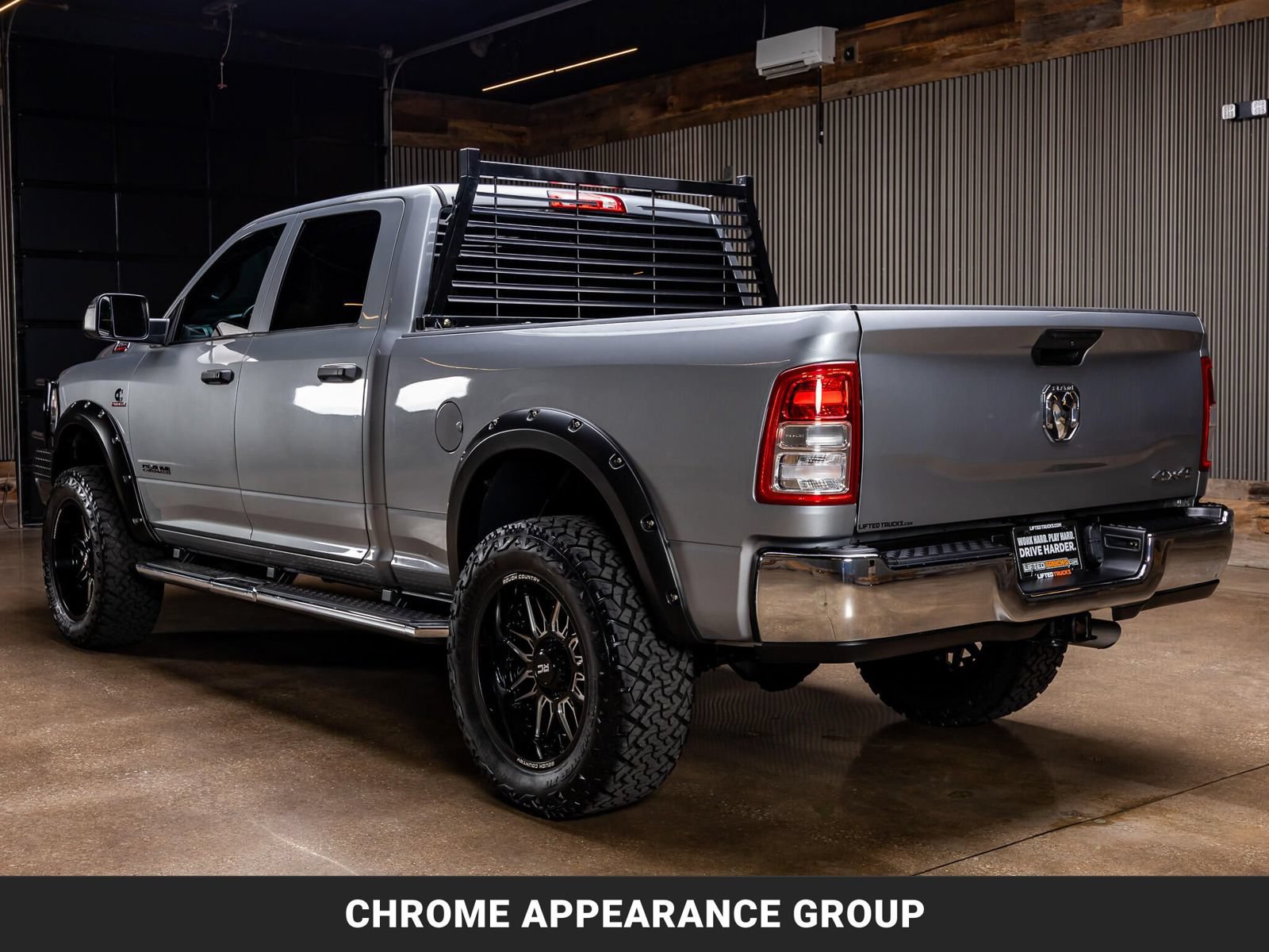 Used 2021 RAM 2500 Tradesman w/ Chrome Appearance Group AWD/4WD image 6