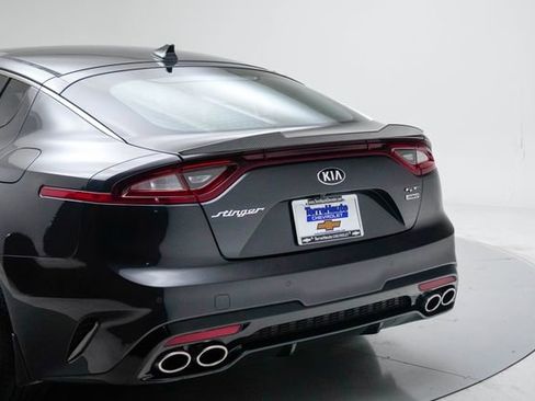 Used 2019 Kia Stinger GT1 AWD/4WD image 4