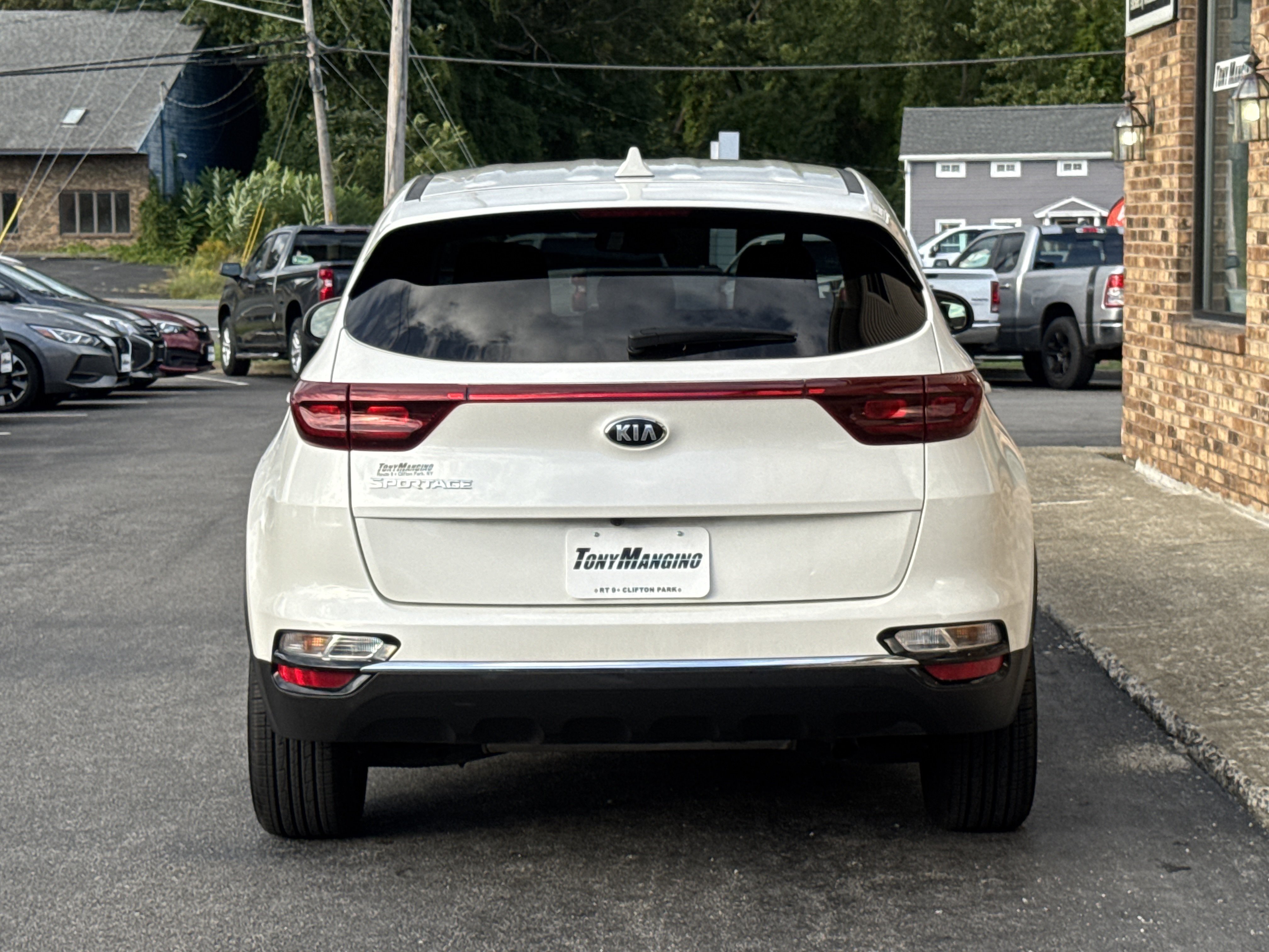Used 2022 Kia Sportage LX AWD/4WD image 4