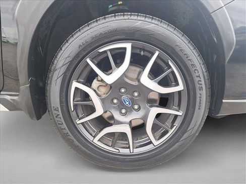 Used 2019 Subaru Crosstrek image 21