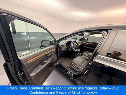 Used 2019 Honda CR-V Touring image 7