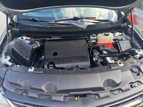 Used 2018 Chevrolet Traverse Premier w/ Redline Edition image 65