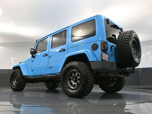 Used 2018 Jeep Wrangler Unlimited Sahara image 45