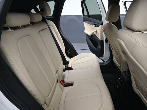 Used 2017 BMW X1 sDrive28i FWD image 19