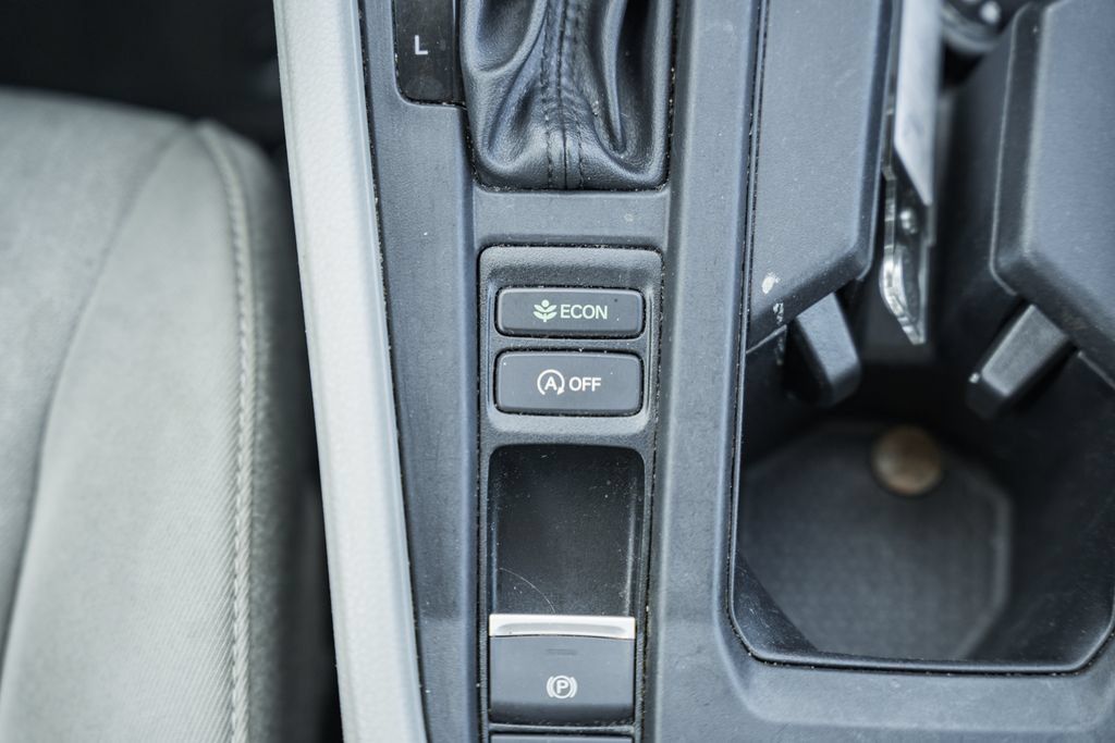 Used 2023 Honda Accord EX image 21