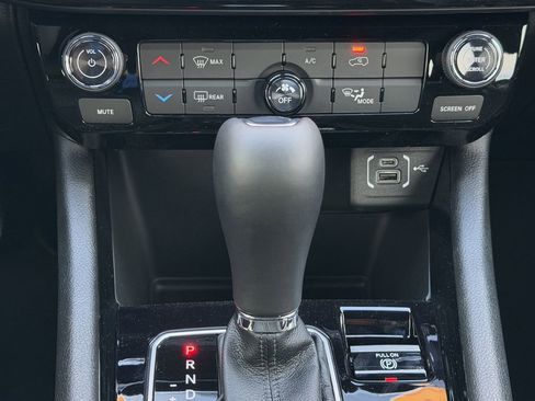 New 2026 Jeep Compass Latitude image 15