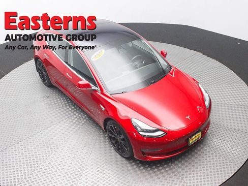 Used 2018 Tesla Model 3 Long Range AWD/4WD image 3
