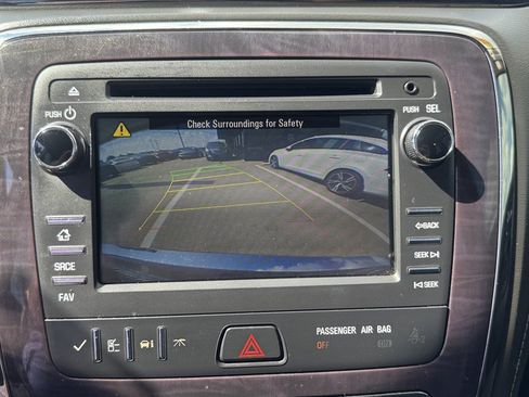 Used 2017 Buick Enclave Leather w/ Enclave Sport Touring Edition FWD image 19