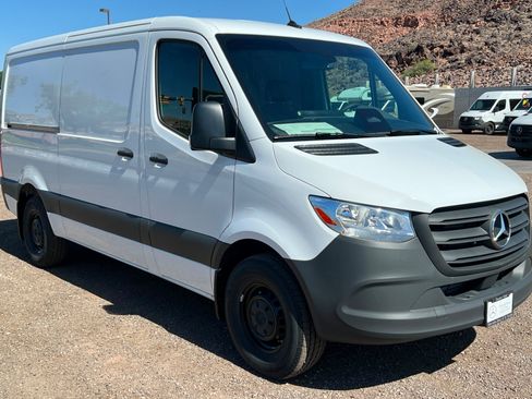 New 2025 Mercedes-Benz Sprinter 2500 image 7