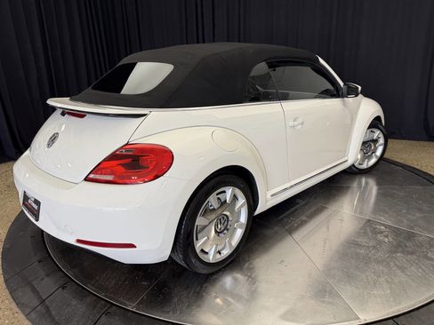 Used 2014 Volkswagen Beetle 2.5 image 18