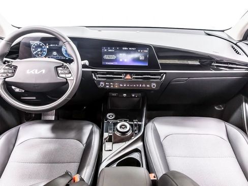 Used 2024 Kia Niro Wind FWD image 17