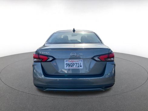 Used 2025 Nissan Versa SV image 6