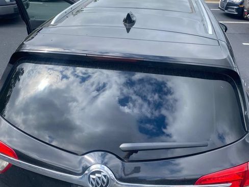 Used 2017 Buick Envision Premium AWD/4WD image 9