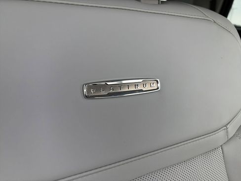 Used 2025 Ford Expedition Max Platinum image 18