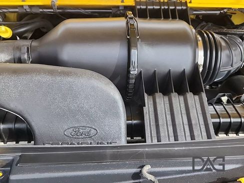 Used 2015 Ford E-350 and Econoline 350 Super Duty image 27