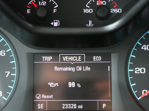 Used 2022 Chevrolet Colorado LT w/ Fleet Safety Package RWD image 25