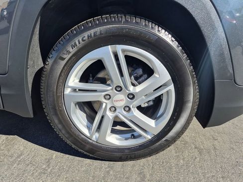 Used 2018 GMC Terrain SLE image 9