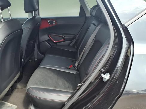 Used 2023 Kia Soul GT-Line FWD image 9