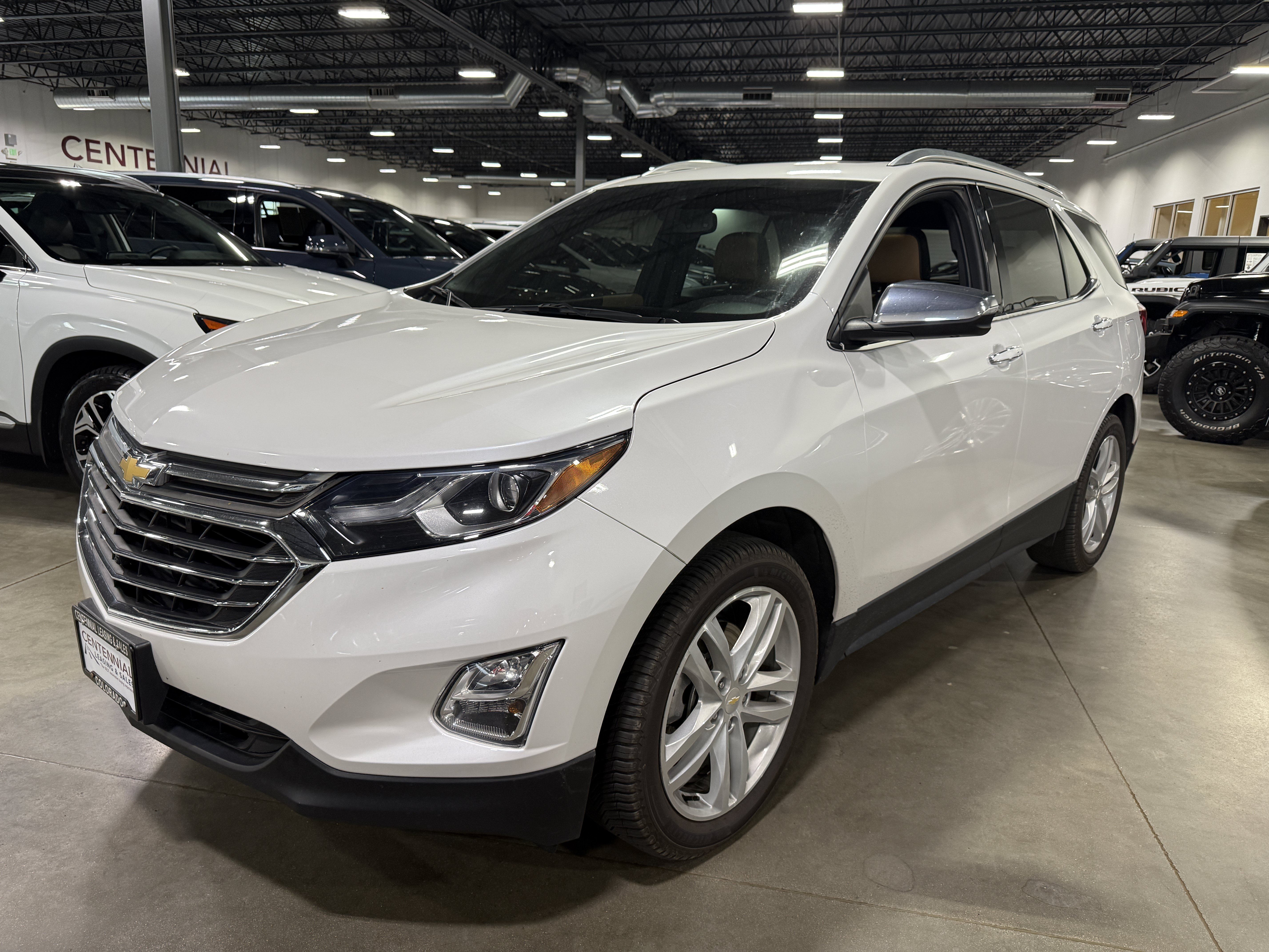 Used 2018 Chevrolet Equinox Premier AWD/4WD image 3