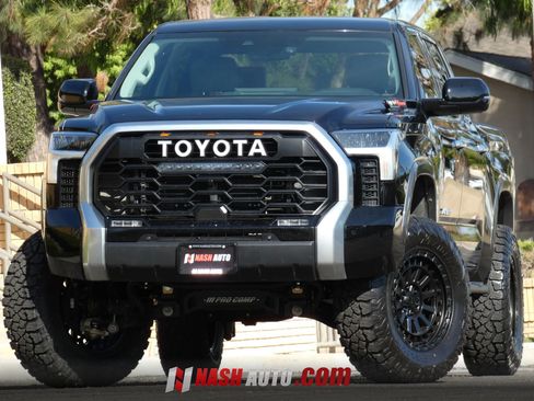 Used 2024 Toyota Tundra Limited w/ Power Package AWD/4WD image 4