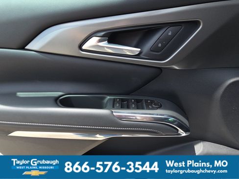 New 2026 Chevrolet Traverse LT w/ Midnight/Sport Edition FWD image 13