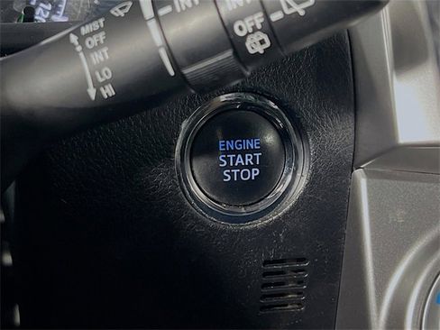 Used 2021 Toyota 4Runner Limited image 18