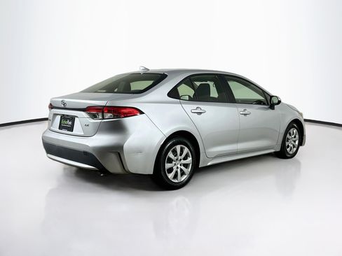 Used 2020 Toyota Corolla LE FWD image 9