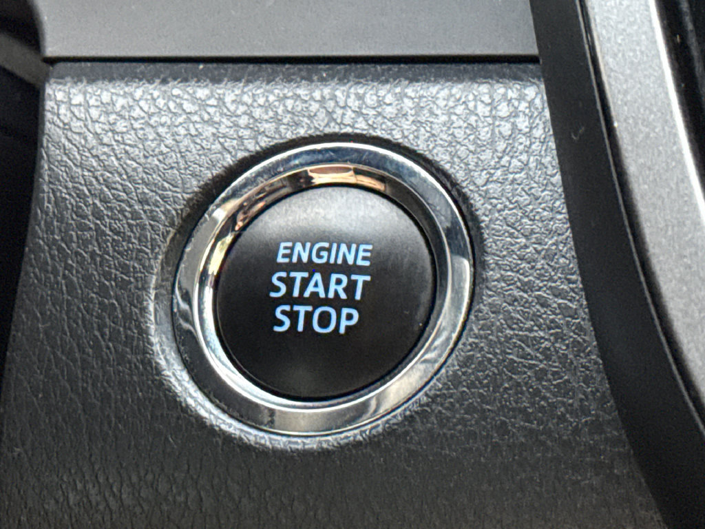 Used 2022 Toyota Camry XSE FWD image 27
