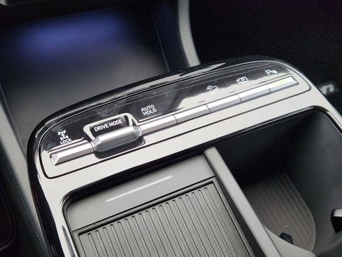 New 2026 Hyundai Tucson Limited image 21