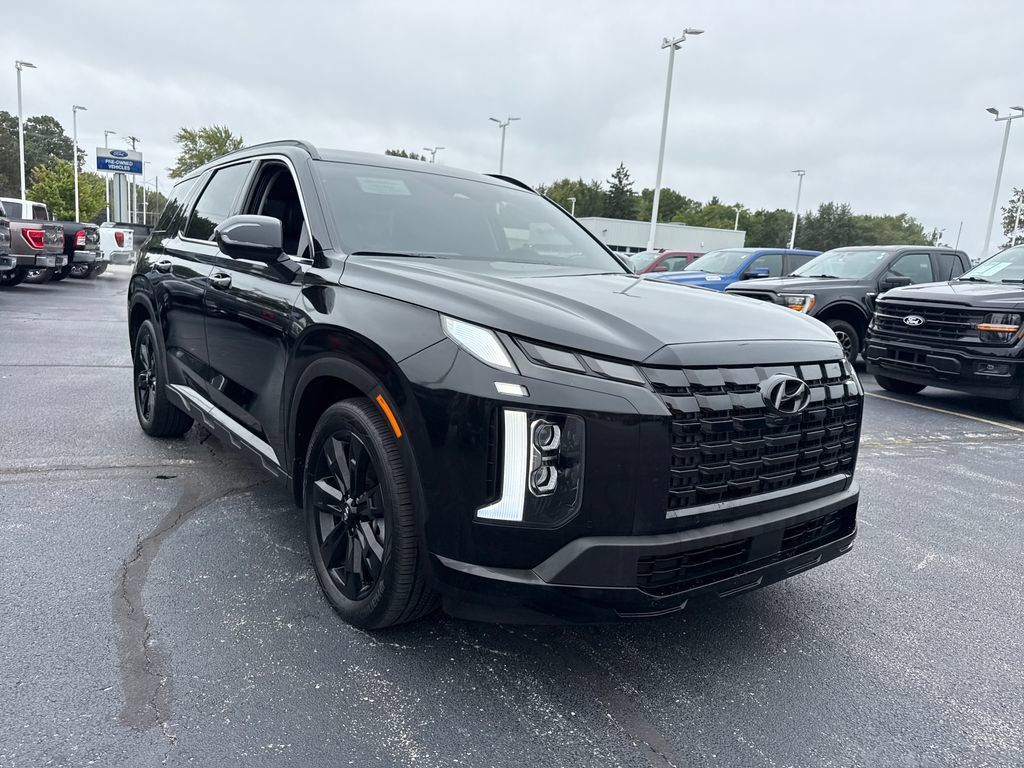Used 2025 Hyundai Palisade XRT AWD/4WD image 4