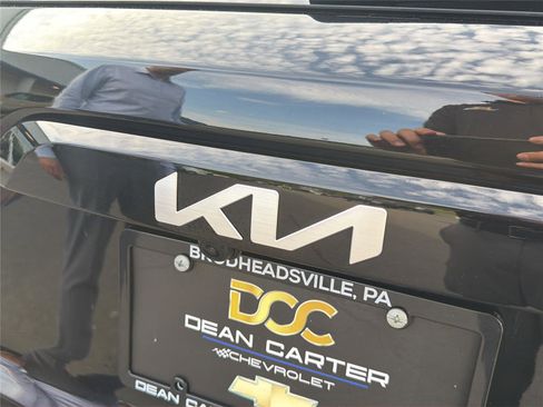 Used 2025 Kia Niro LX FWD image 34