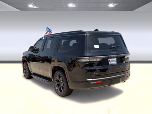 New 2026 Jeep Grand Wagoneer Limited AWD/4WD image 3
