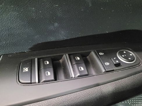 Used 2023 Kia Forte LXS w/ LXS Technology Package FWD image 27