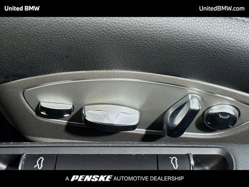 Used 2022 Porsche 718 Cayman image 4